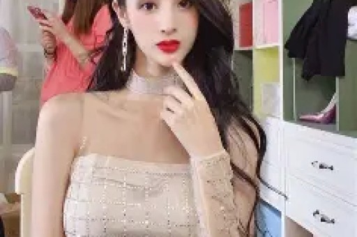 陪睡陪玩已过时！又一女星自曝潜规则当众被强吻、伸手进裤子