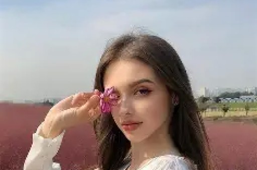 吃相太丑！卖假狂赚百万伊能静遭央视曝光 秦昊也救不了她